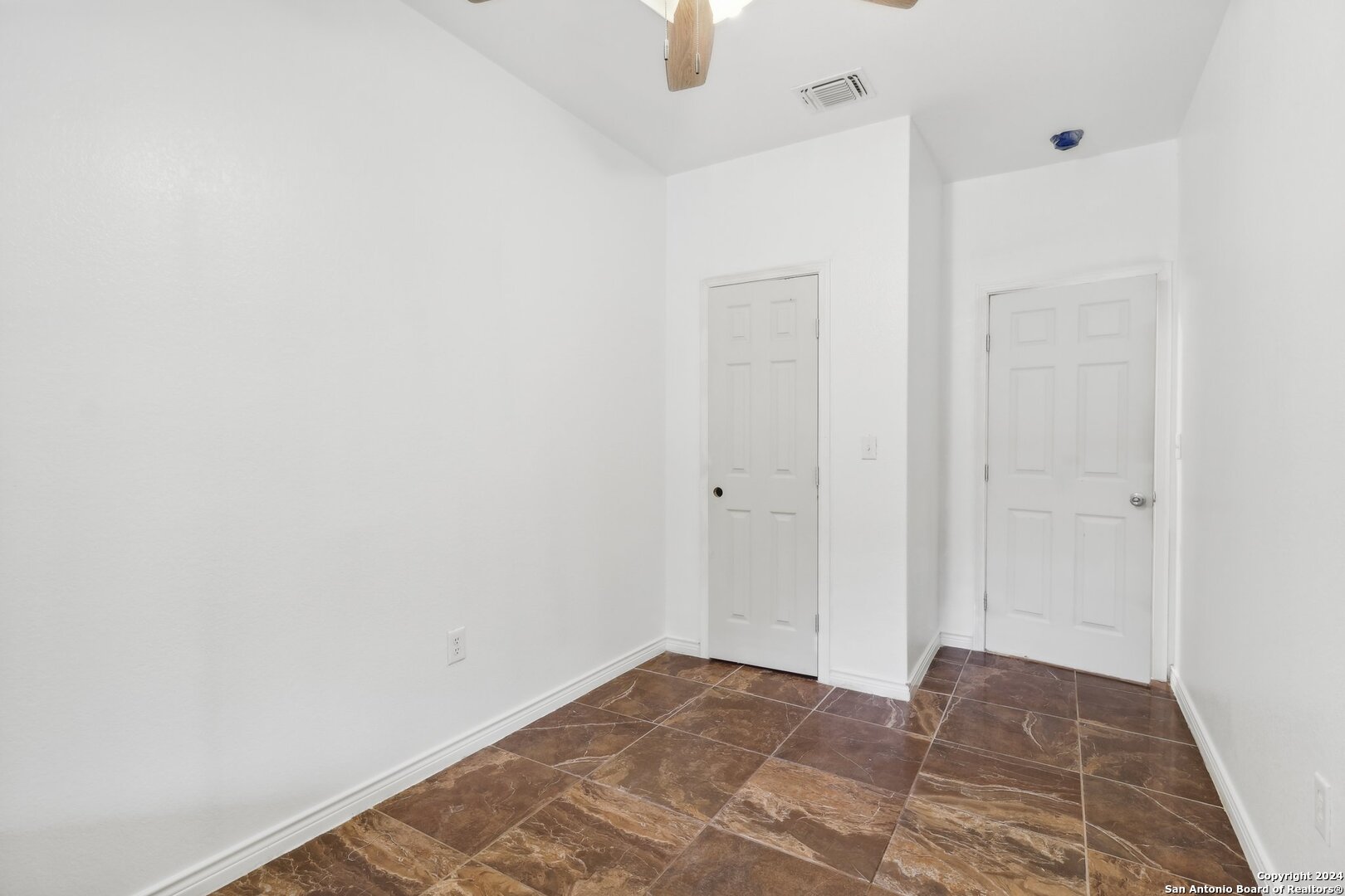 1918 Sandy Circle , San Antonio, TX, 78264 | 1826148 | Realty Texas LLC