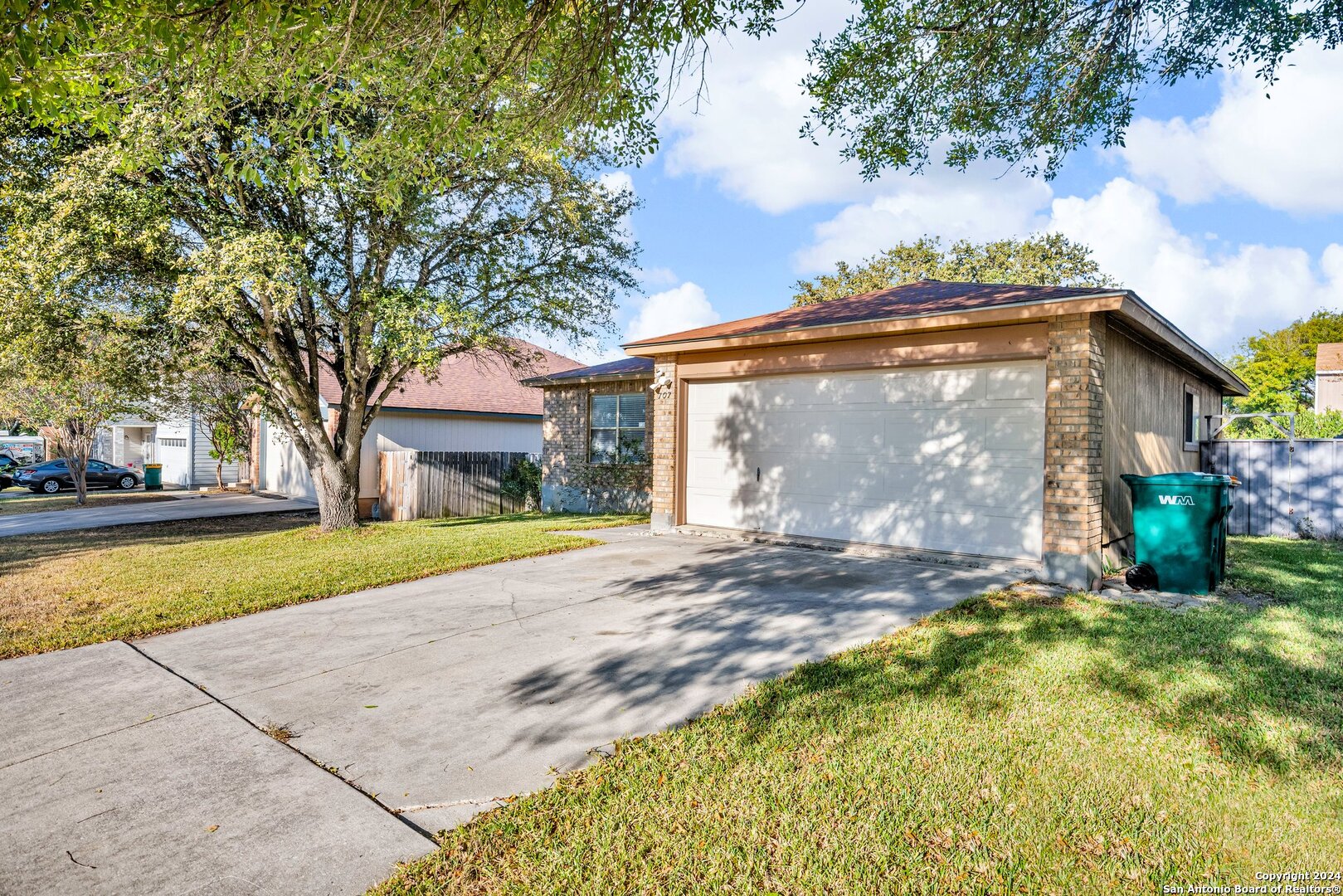 707 Meadow Forge , Converse, TX, 78109-1627 | 1826420 | Realty Texas LLC