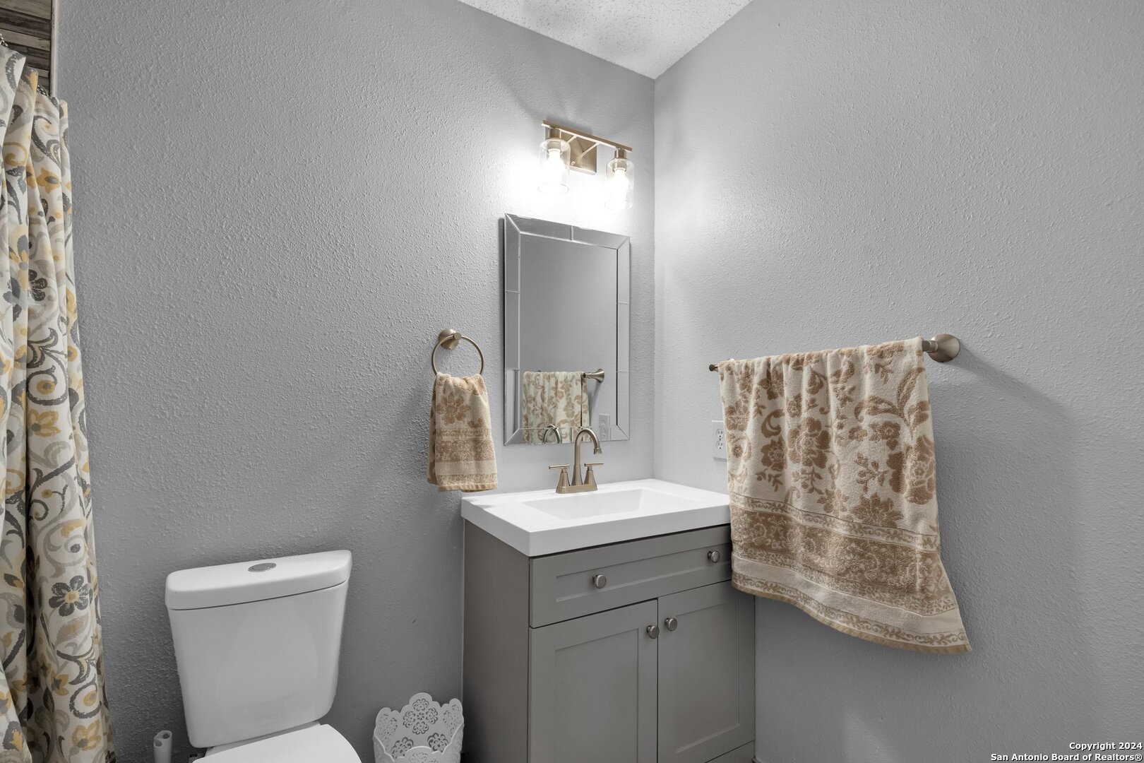 707 Meadow Forge , Converse, TX, 78109-1627 | 1826420 | Realty Texas LLC