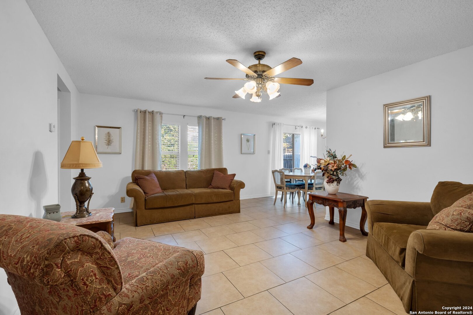 707 Meadow Forge , Converse, TX, 78109-1627 | 1826420 | Realty Texas LLC