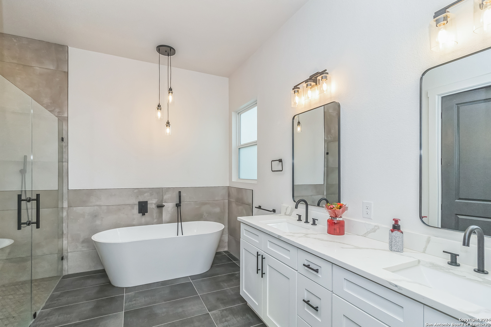 1090 Pegasus Dr , Spring Branch, TX, 78070 | 1826694 | Realty Texas LLC
