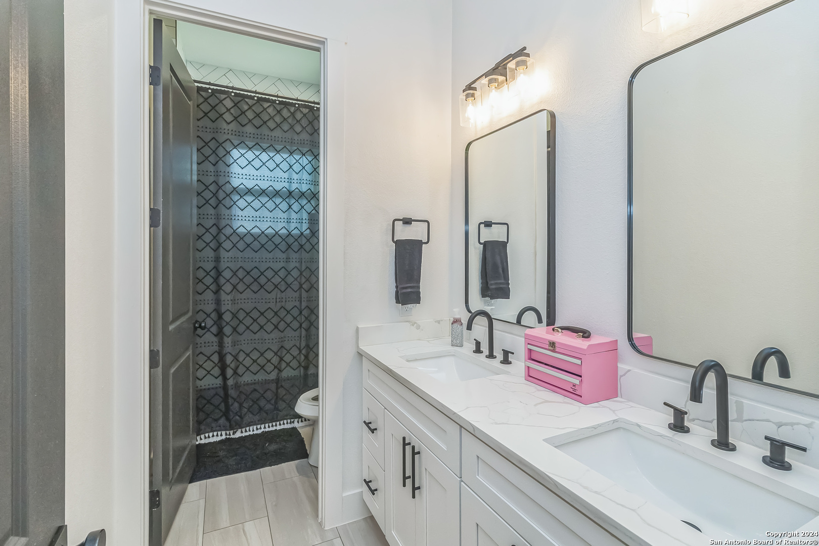 1090 Pegasus Dr , Spring Branch, TX, 78070 | 1826694 | Realty Texas LLC