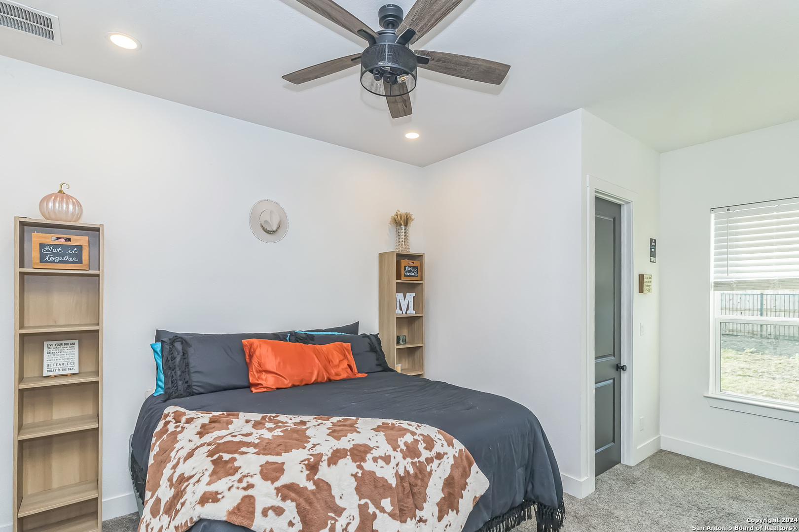 1090 Pegasus Dr , Spring Branch, TX, 78070 | 1826694 | Realty Texas LLC
