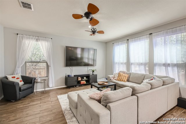 6046 Pecan Tree , San Antonio, TX, 78240 | 1826761 | Realty Texas LLC