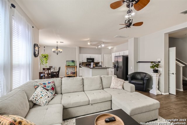 6046 Pecan Tree , San Antonio, TX, 78240 | 1826761 | Realty Texas LLC
