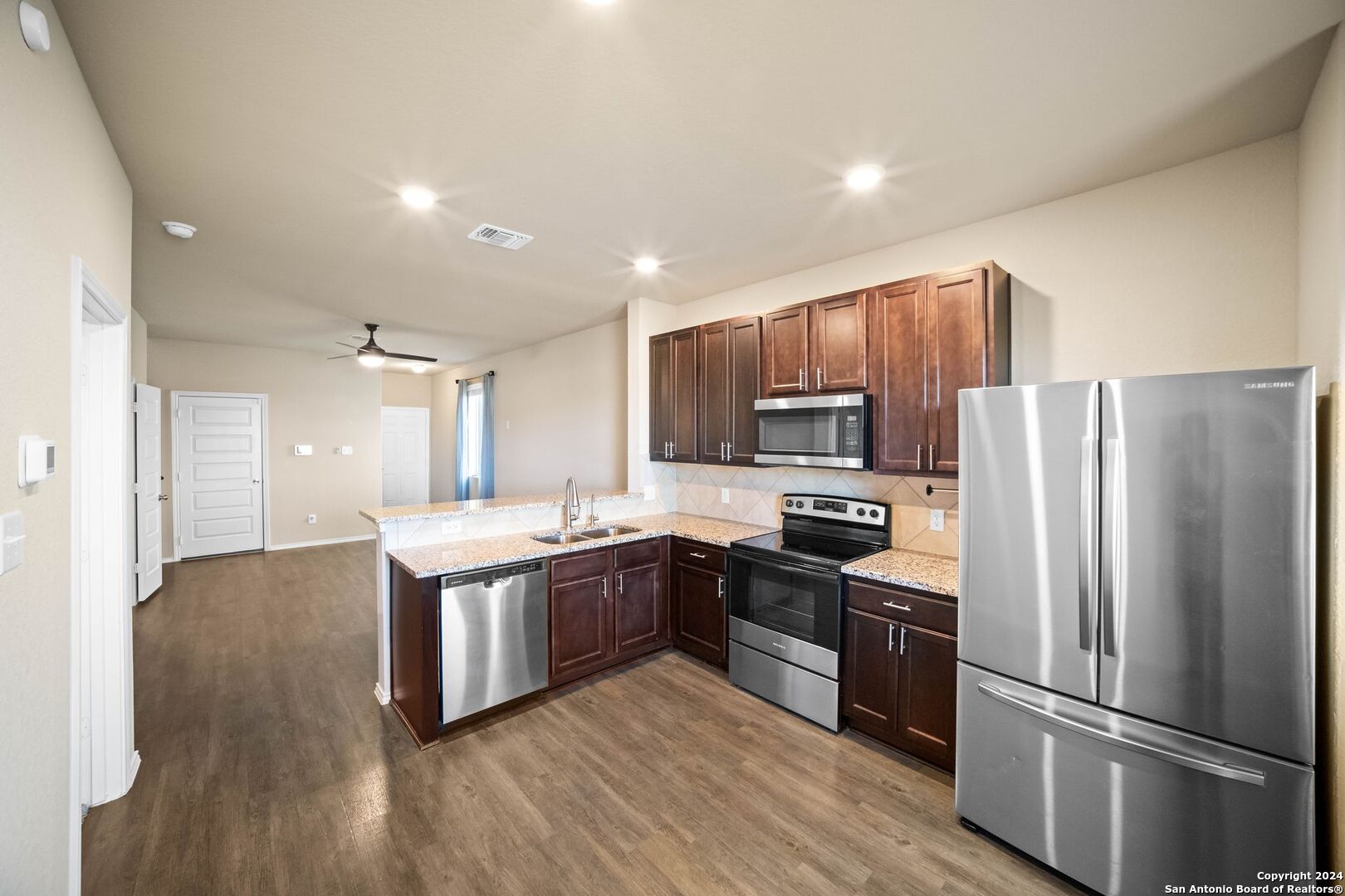 10211 Melissa Ranch Blvd , San Antonio, TX, 78245-4914 | 1828275 | Realty Texas LLC
