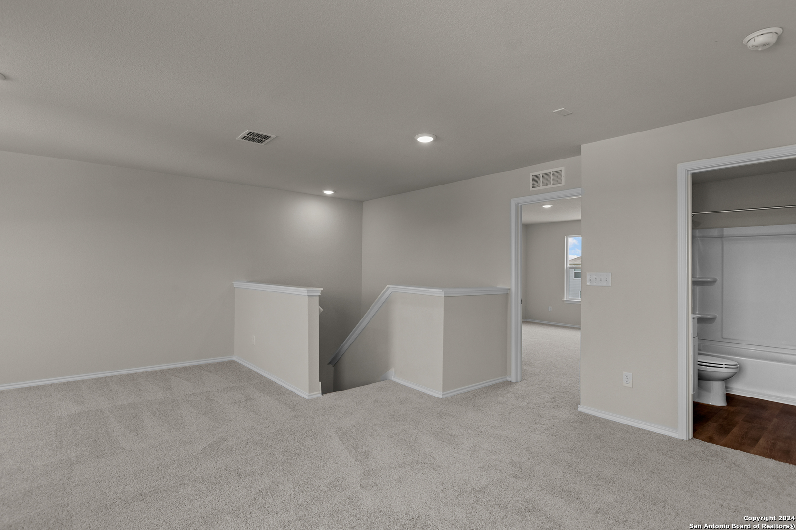 1242 Casa Luminar , Converse, TX, 78109 | 1828657 | Realty Texas LLC