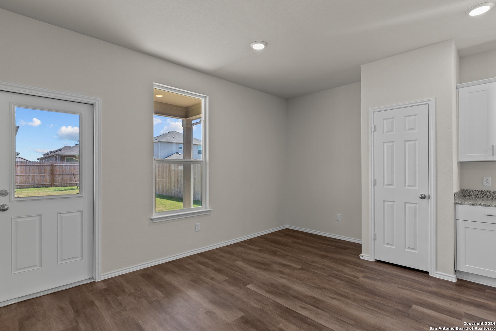 1242 Casa Luminar , Converse, TX, 78109 | 1828657 | Realty Texas LLC