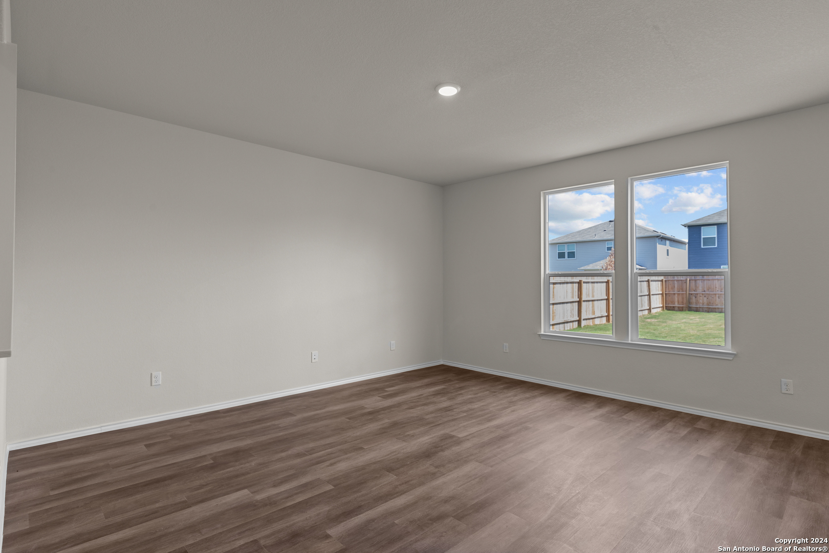 1242 Casa Luminar , Converse, TX, 78109 | 1828657 | Realty Texas LLC