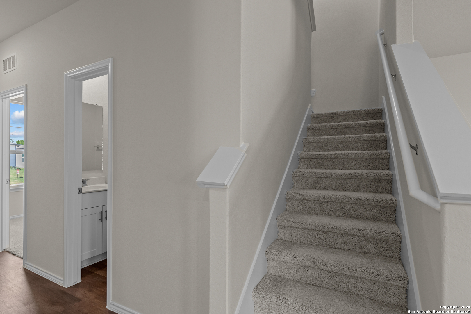 1242 Casa Luminar , Converse, TX, 78109 | 1828657 | Realty Texas LLC