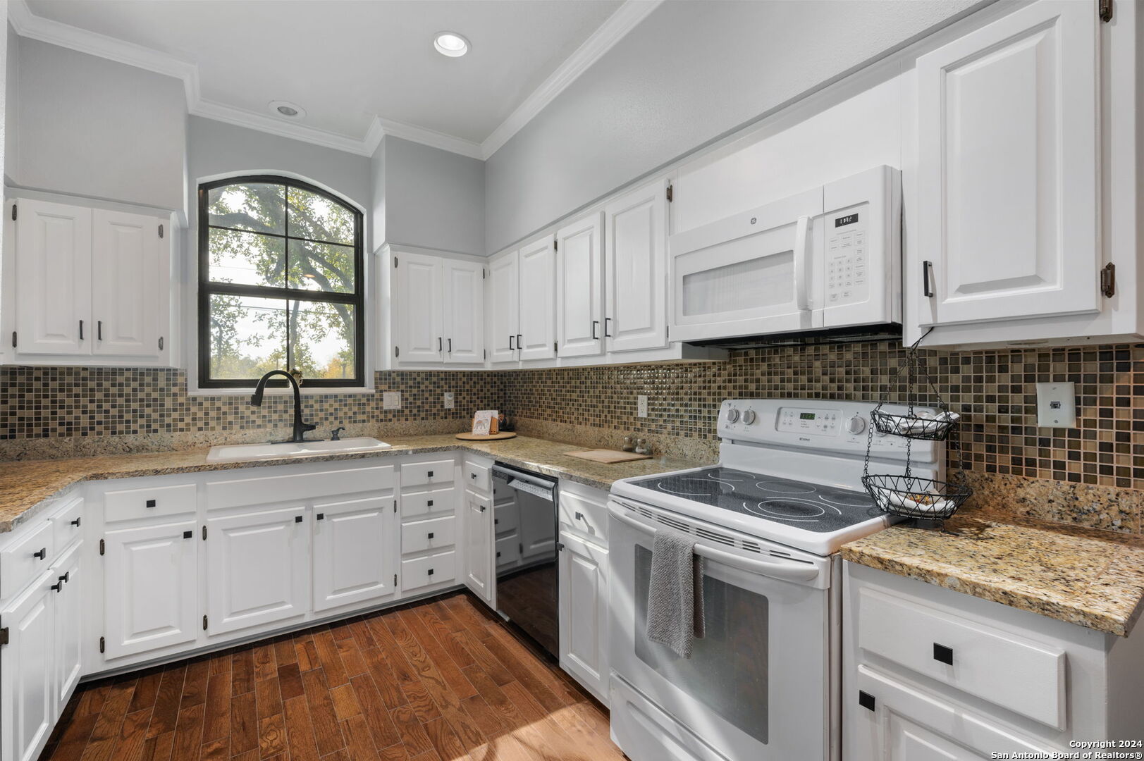 100 W El Prado Dr 112 , San Antonio, TX, 78212-2063 | 1828950 | Realty Texas LLC