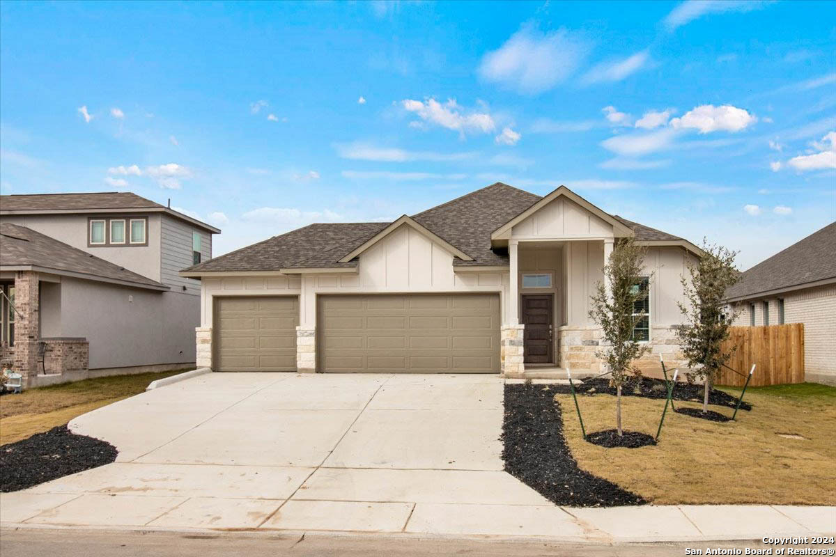 202 Scarlet Oak Creek , Seguin, TX, 78155 | 1828813 | Realty Texas LLC