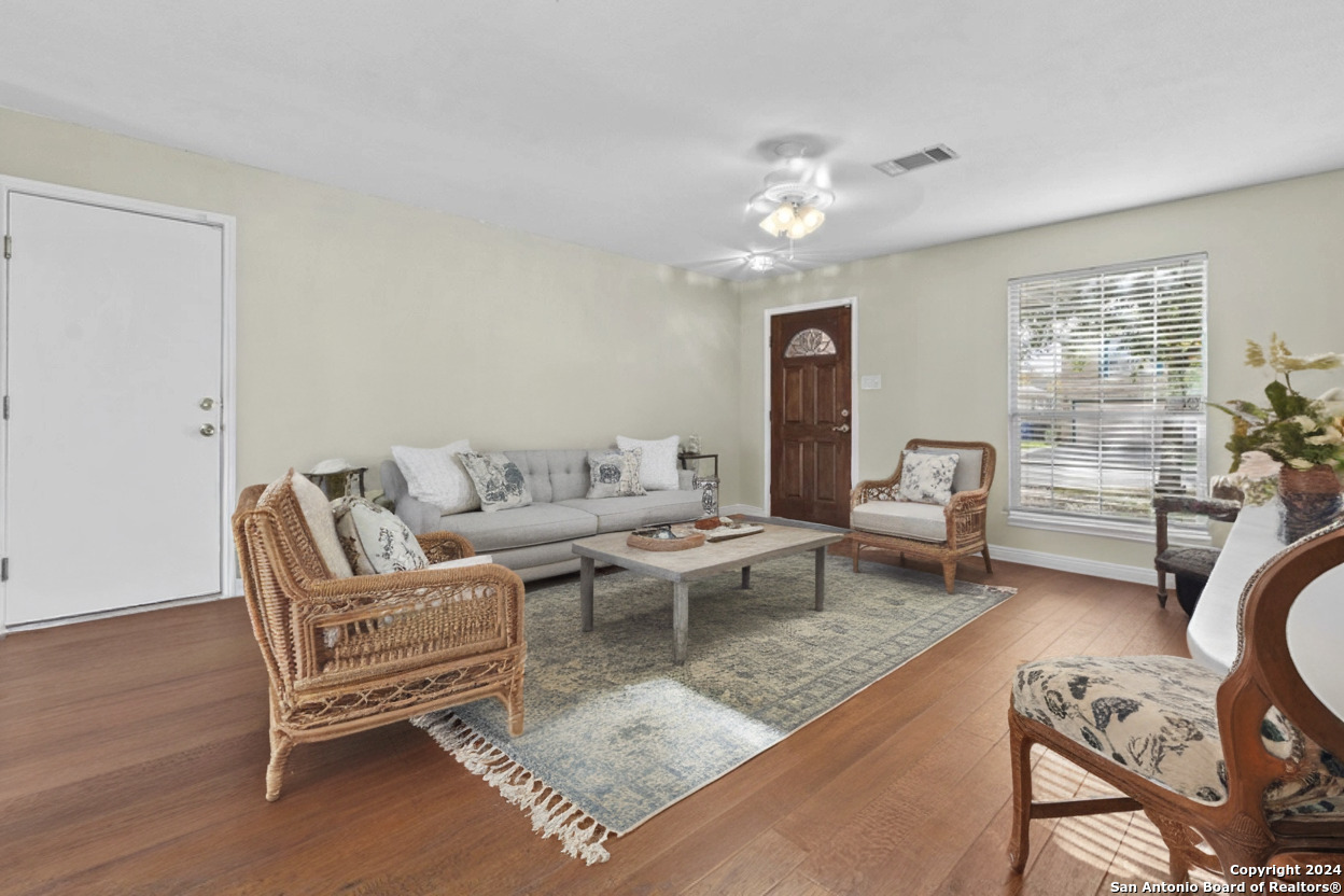 427 Rustic Stable , San Antonio, TX, 78227-4382 | 1830181 | Realty Texas LLC