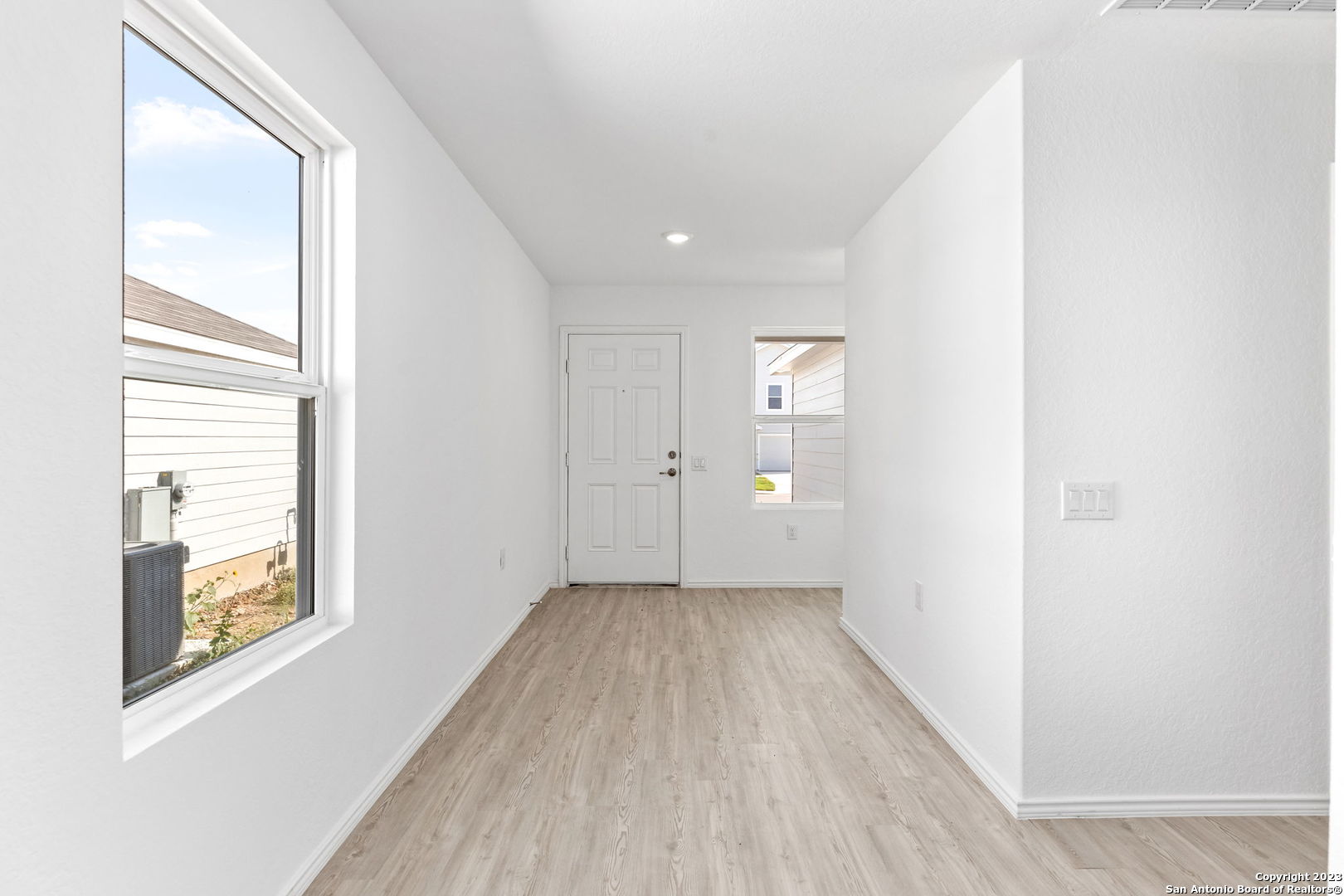 10162 Asta Trail , San Antonio, TX, 78224 | 1831536 | Realty Texas LLC