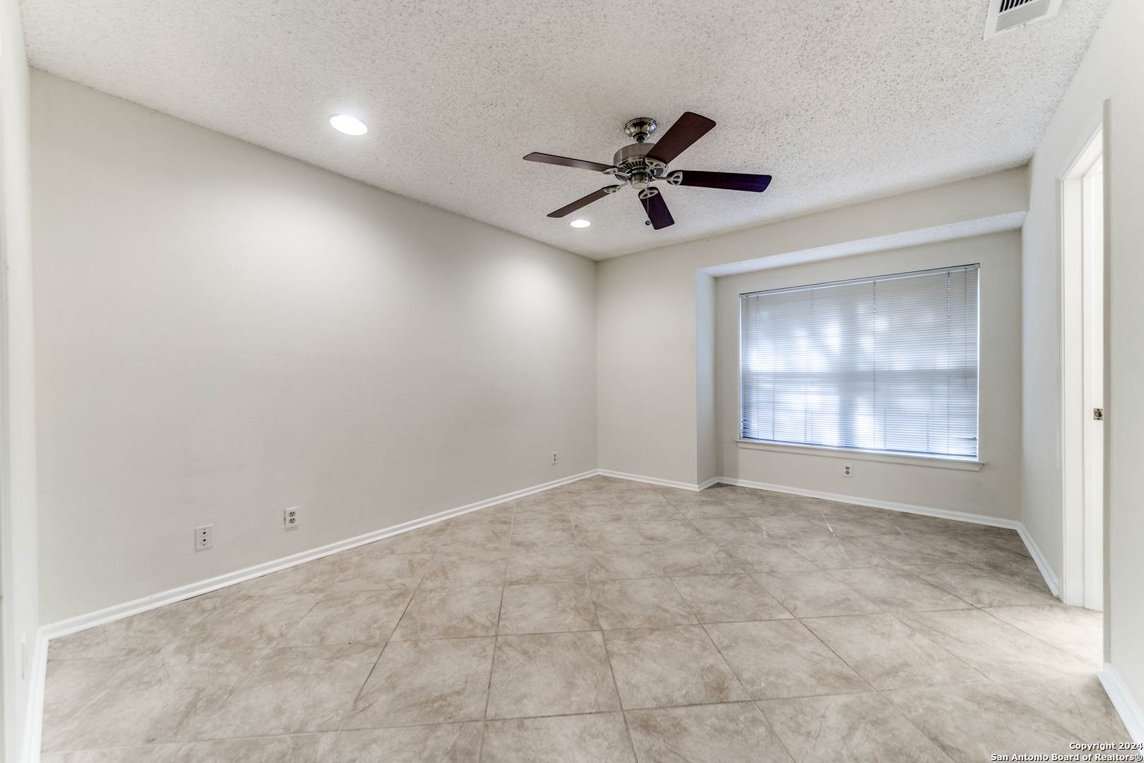 10955 Wurzbach Rd 807 , San Antonio, TX, 78230-2571 | 1831664 | Realty Texas LLC