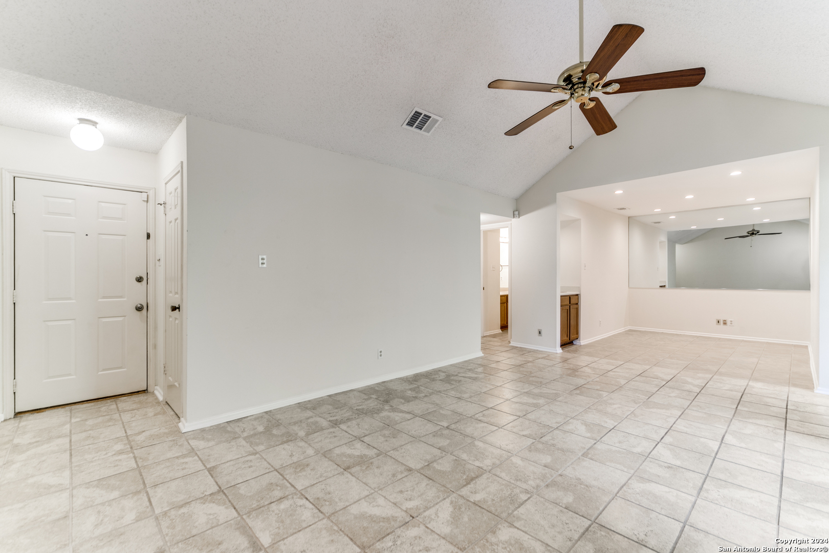 10955 Wurzbach Rd 807 , San Antonio, TX, 78230-2571 | 1831664 | Realty Texas LLC
