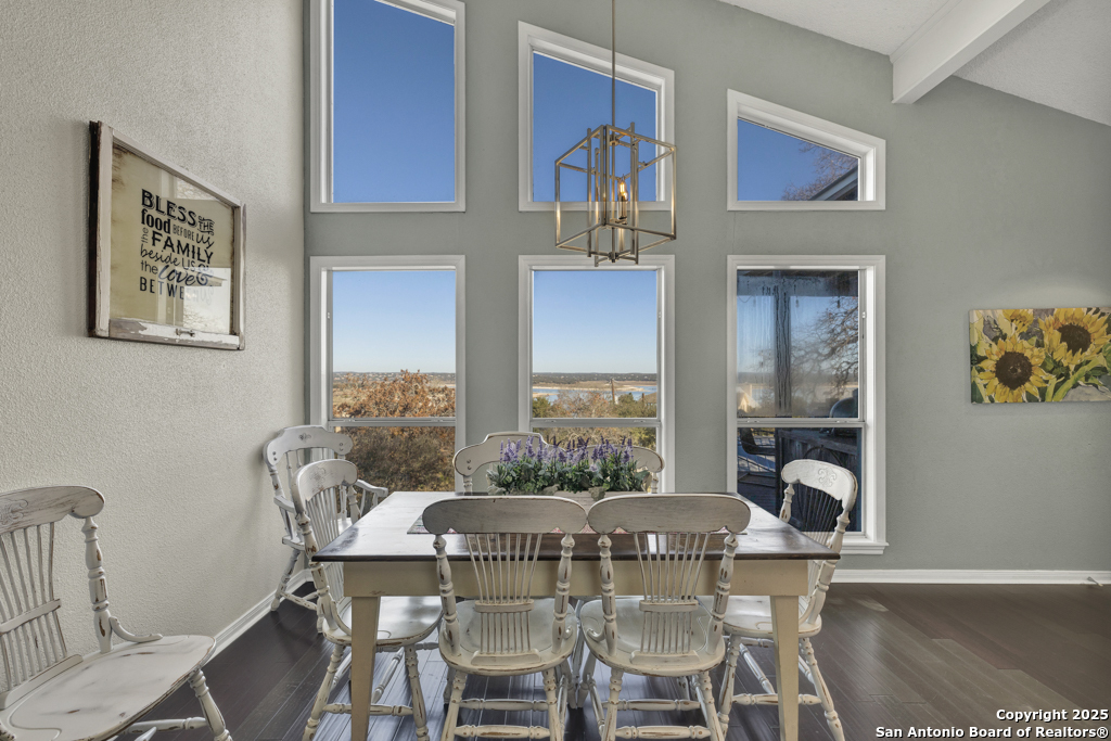 1518 W Lakeside Dr, CANYONLAKE, TX, 78133-5800 | 1831850 | Realty Texas LLC