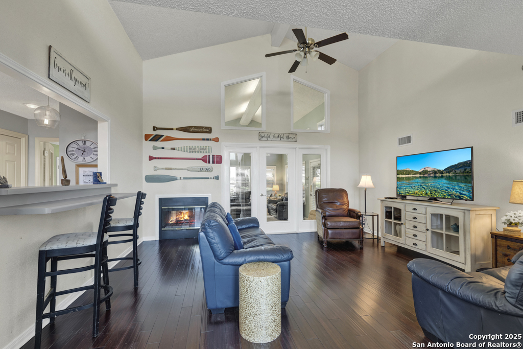 1518 W Lakeside Dr, CANYONLAKE, TX, 78133-5800 | 1831850 | Realty Texas LLC