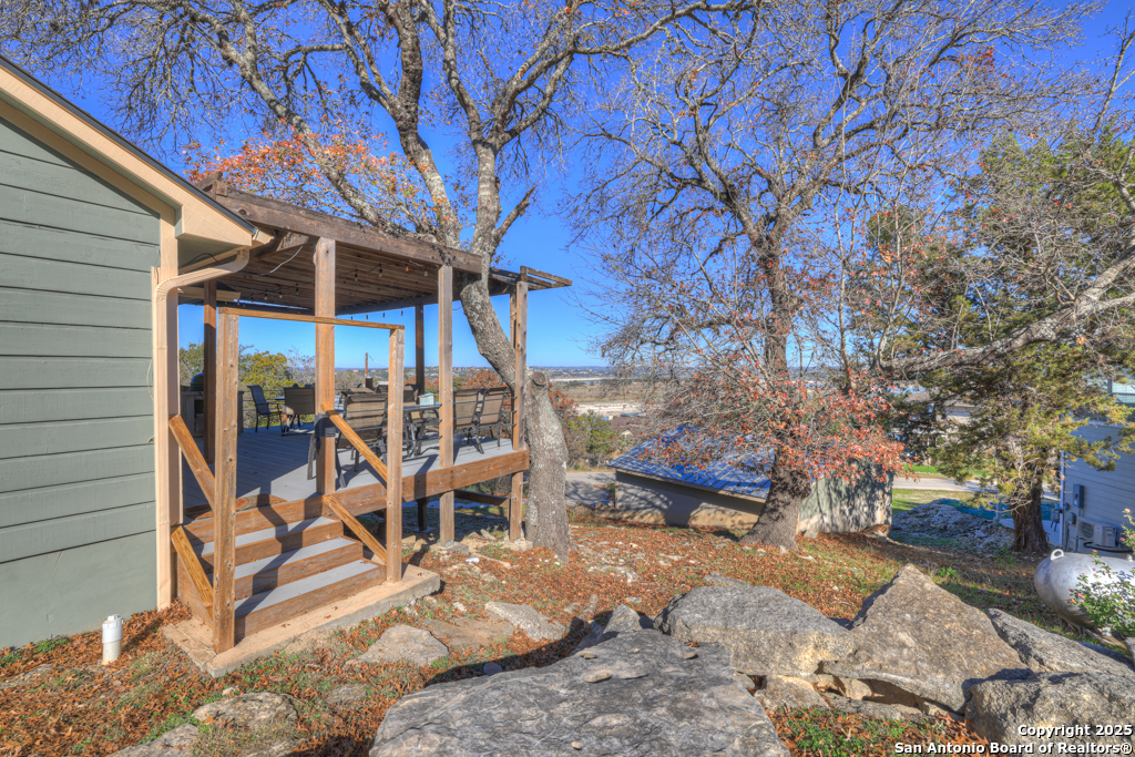 1518 W Lakeside Dr, CANYONLAKE, TX, 78133-5800 | 1831850 | Realty Texas LLC