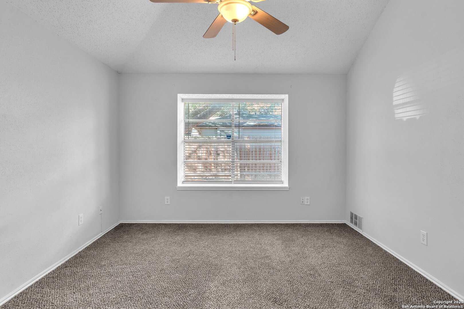11339 Jarbo Pass , San Antonio, TX, 78245 | 1830875 | Realty Texas LLC