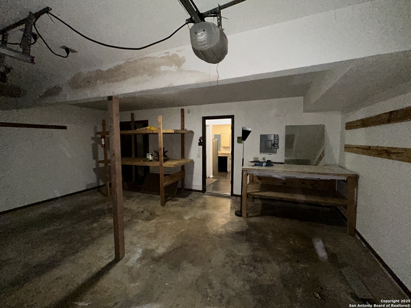 9215 Powhatan Dr , San Antonio, TX, 78230-3911 | 1831770 | Realty Texas LLC