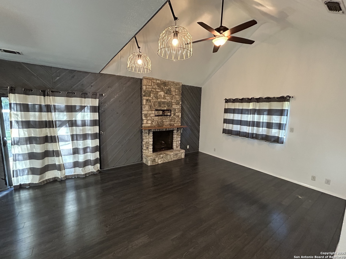9215 Powhatan Dr , San Antonio, TX, 78230-3911 | 1831770 | Realty Texas LLC