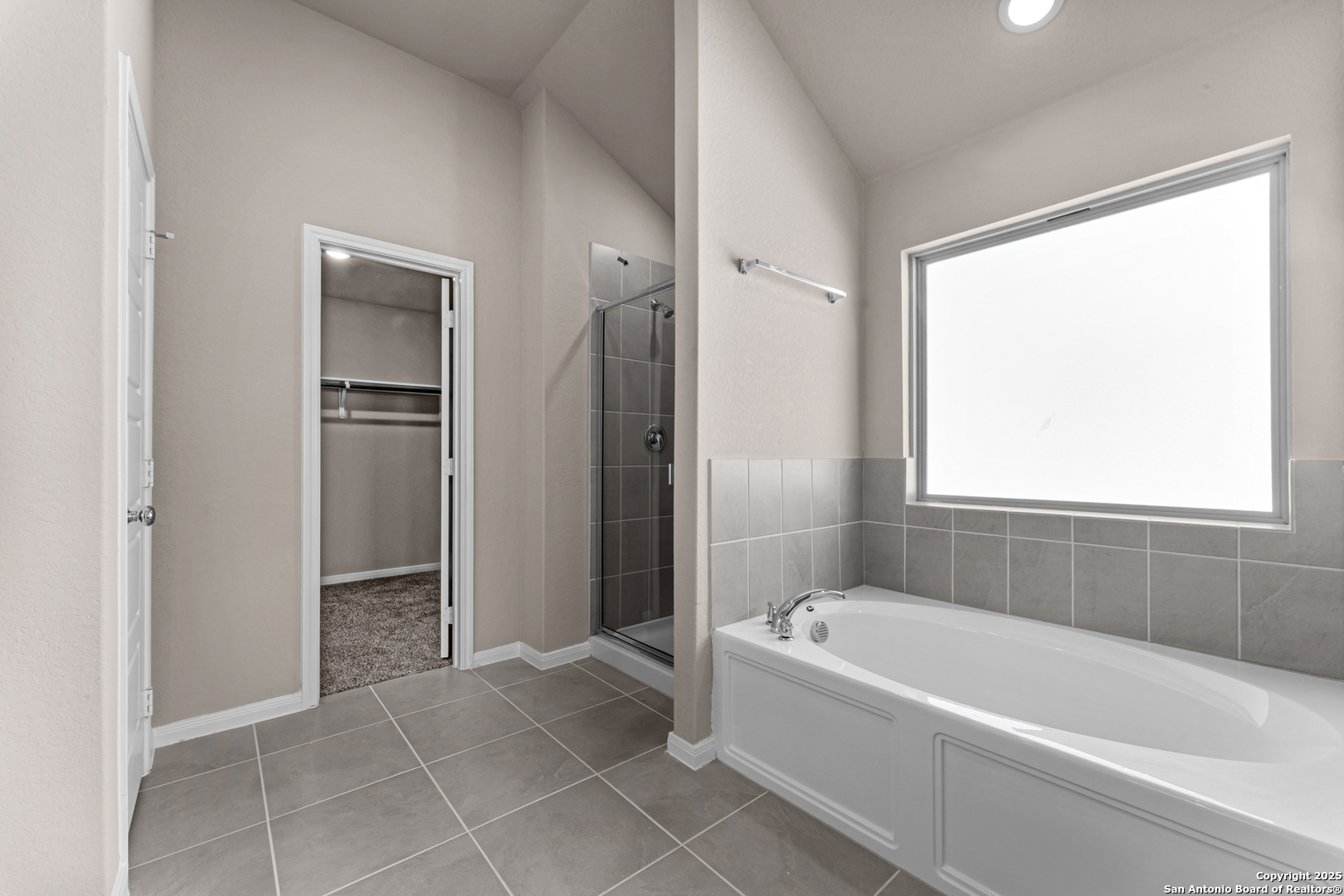 112 Cheyenne Drive , Floresville, TX, 78114 | 1832923 | Realty Texas LLC
