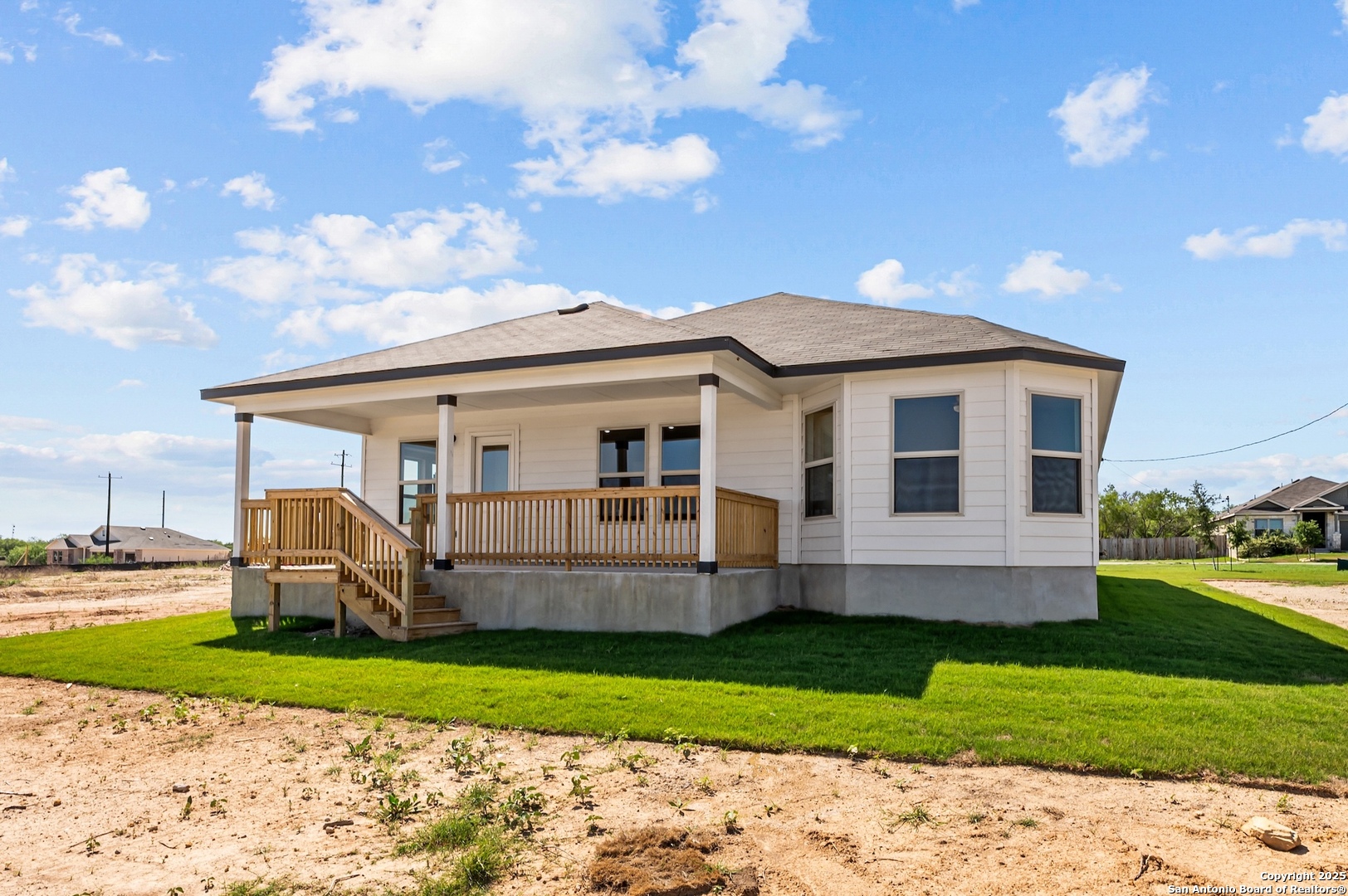 112 Cheyenne Drive , Floresville, TX, 78114 | 1832923 | Realty Texas LLC