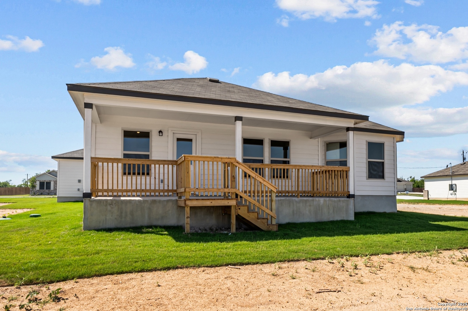 112 Cheyenne Drive , Floresville, TX, 78114 | 1832923 | Realty Texas LLC