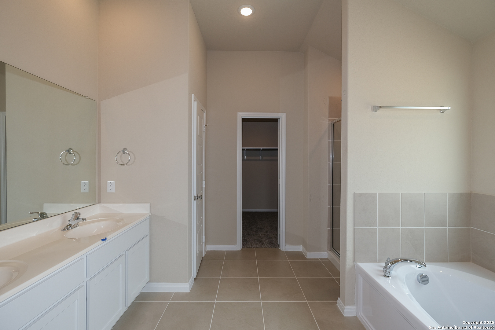 112 Cheyenne Drive , Floresville, TX, 78114 | 1832923 | Realty Texas LLC