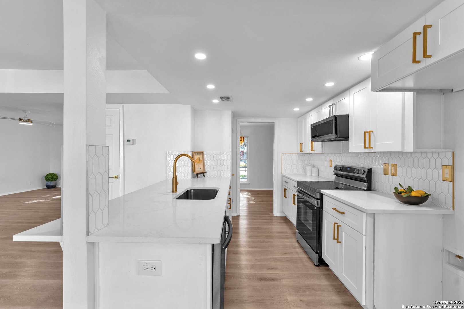 2203 Blueberry Hill St , San Antonio, TX, 78232-3901 | 1833024 | Realty Texas LLC