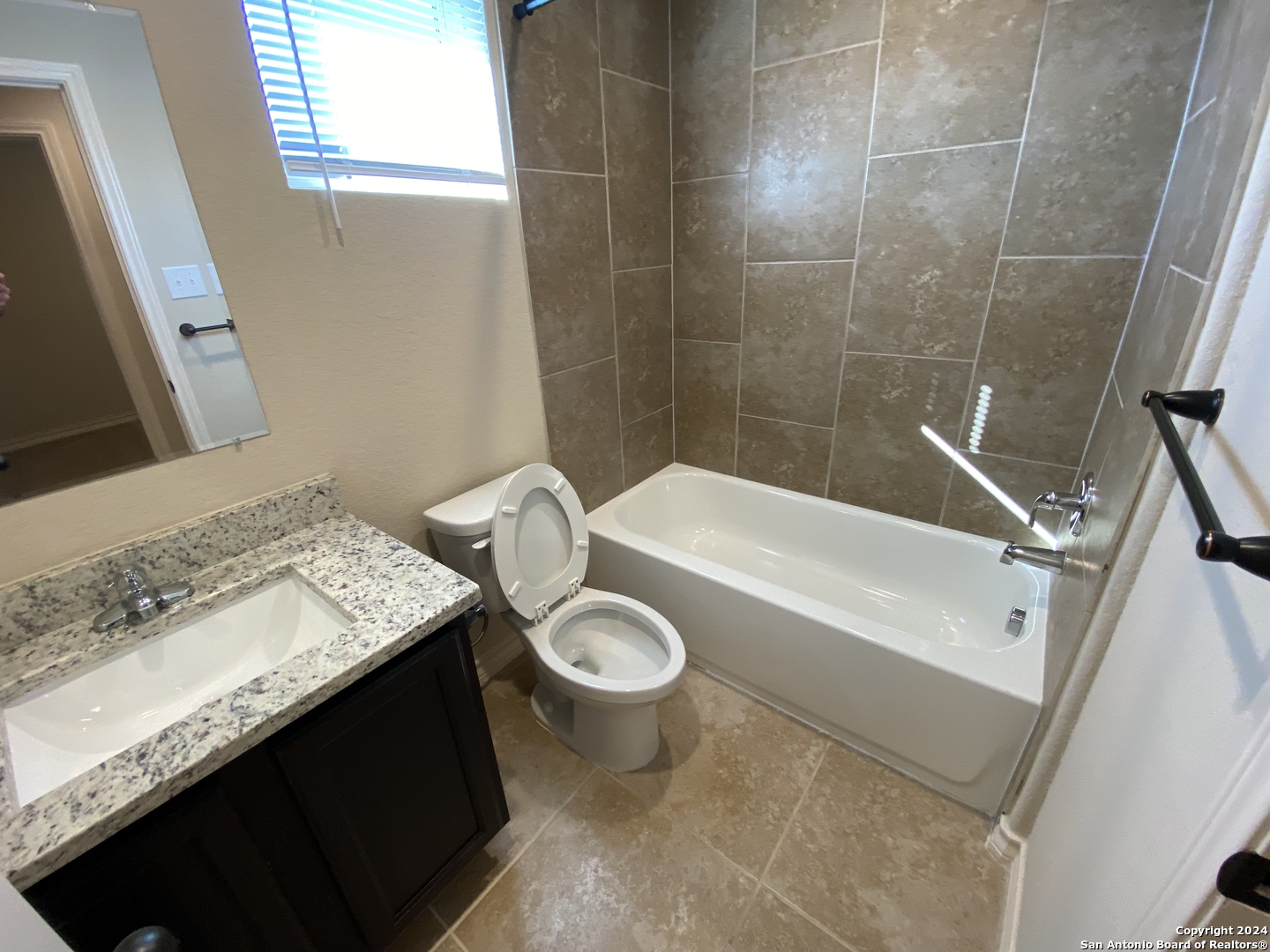 14111 Fratelli Rd , San Antonio, TX, 78233 | 1834437 | Realty Texas LLC