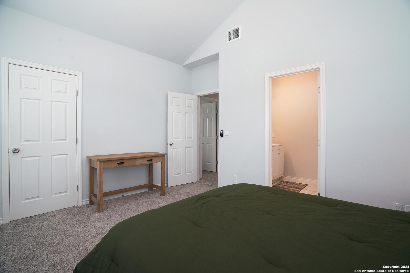 422 K St 105 , San Antonio, TX, 78220 | 1834586 | Realty Texas LLC