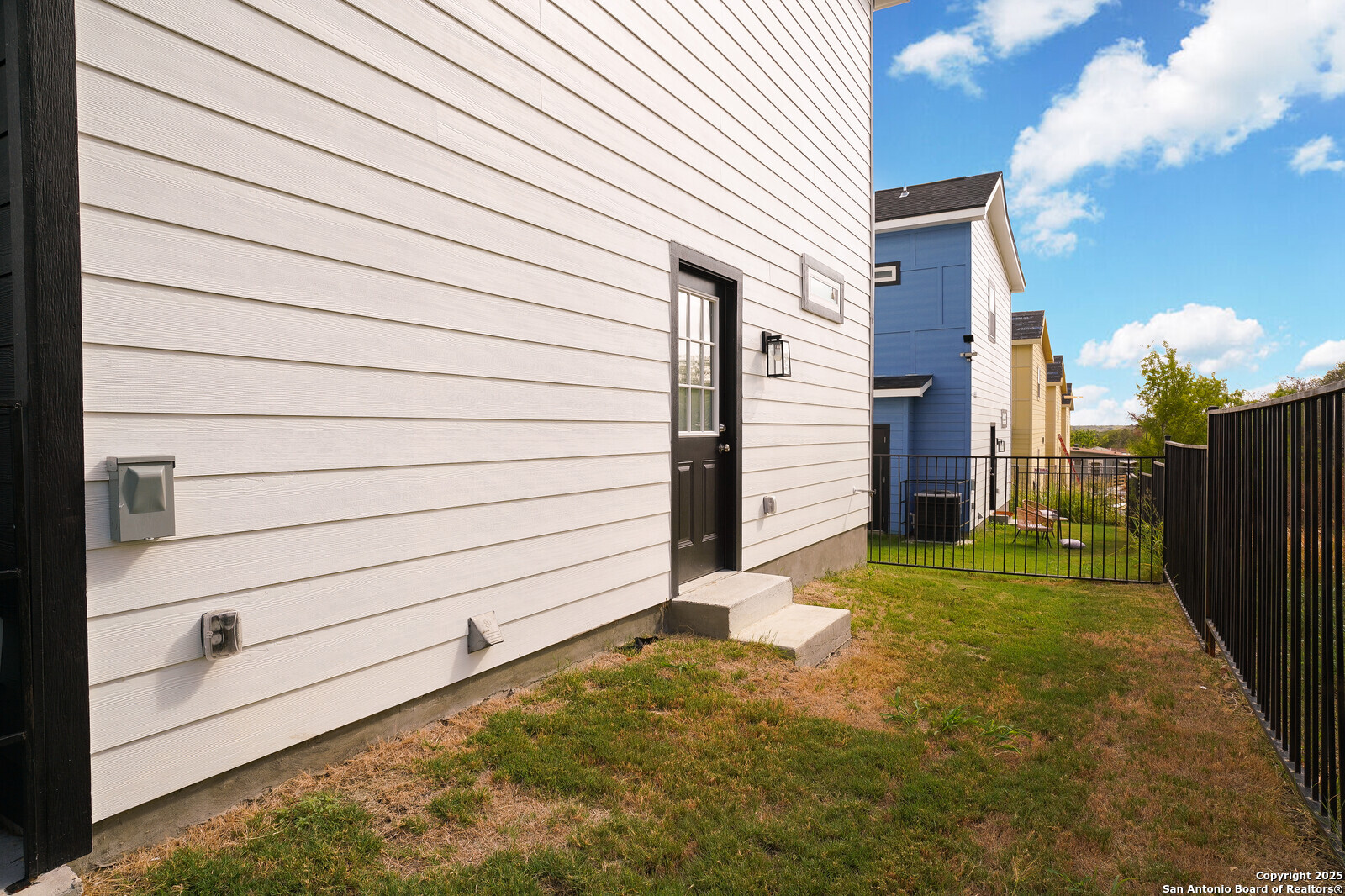 422 K St 105 , San Antonio, TX, 78220 | 1834586 | Realty Texas LLC