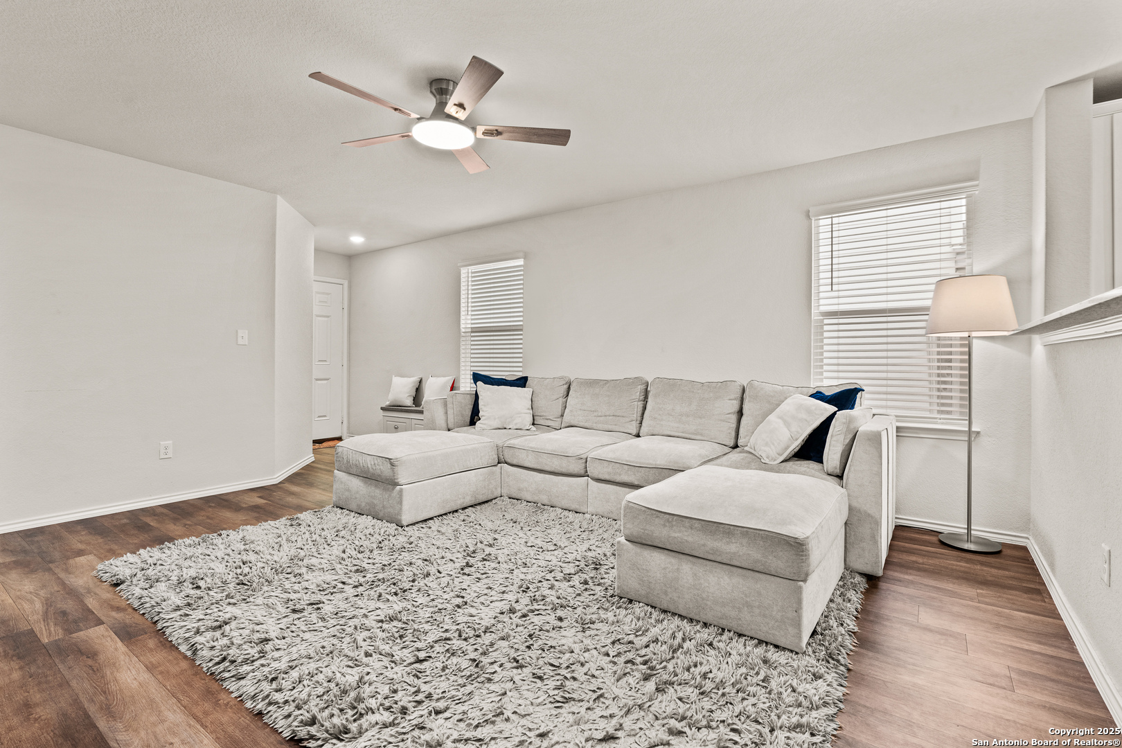 6247 Silver Pegasus , San Antonio, TX, 78218-4747 | 1835362 | Realty Texas LLC
