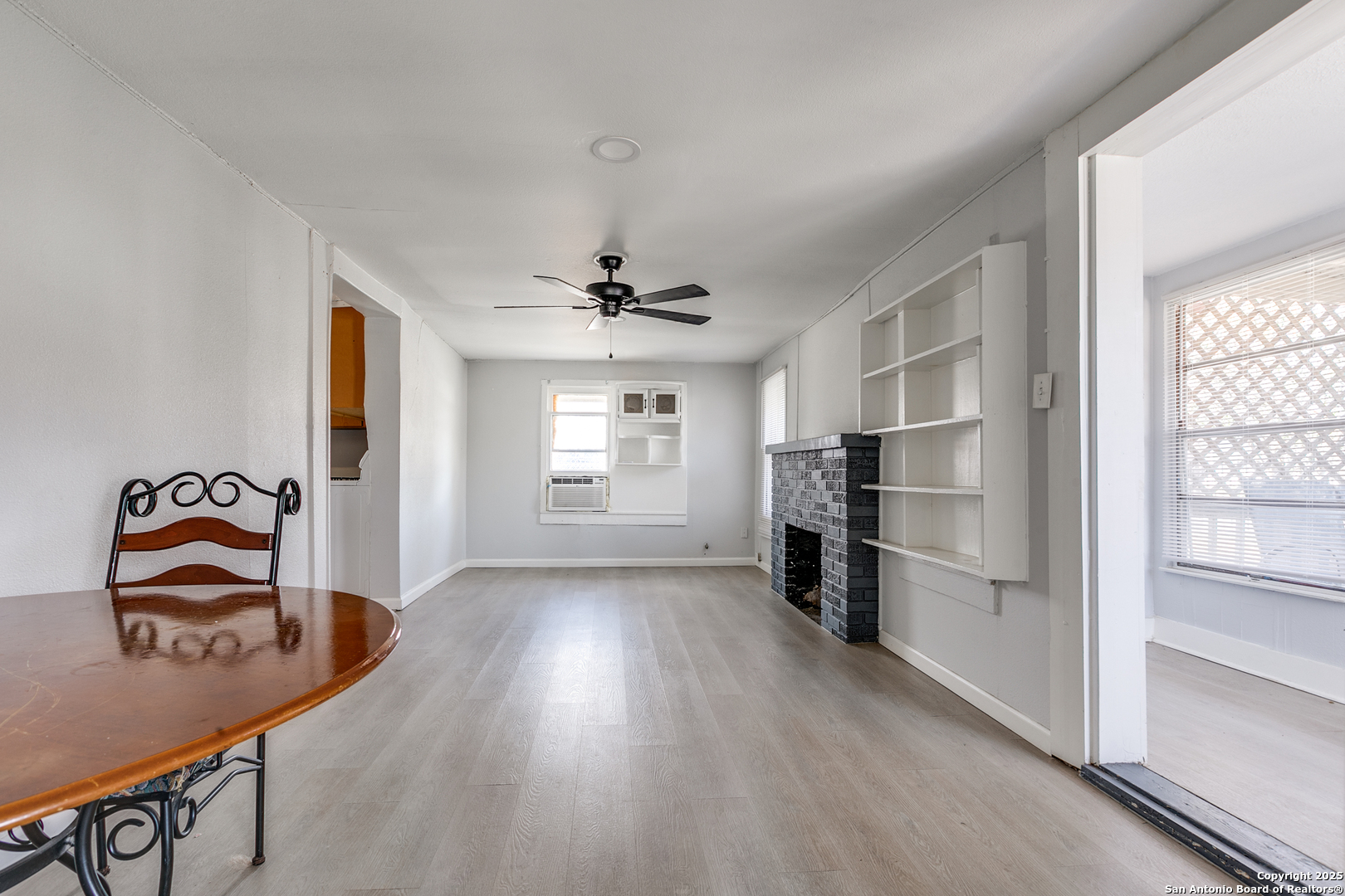 338 Cantrell Dr , San Antonio, TX, 78221-2124 | 1835594 | Realty Texas LLC