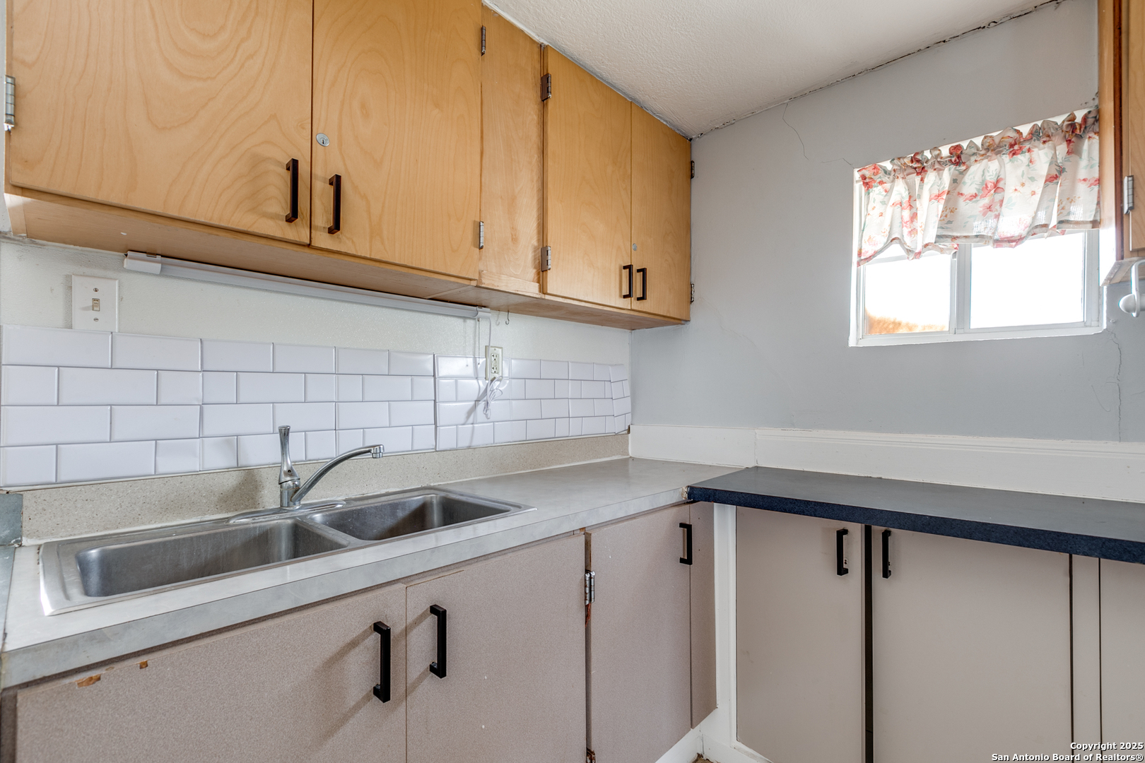 338 Cantrell Dr , San Antonio, TX, 78221-2124 | 1835594 | Realty Texas LLC