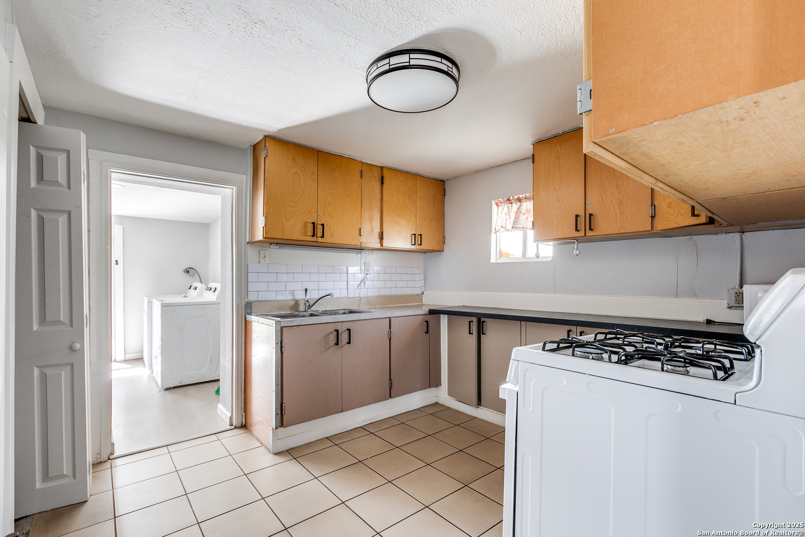 338 Cantrell Dr , San Antonio, TX, 78221-2124 | 1835594 | Realty Texas LLC