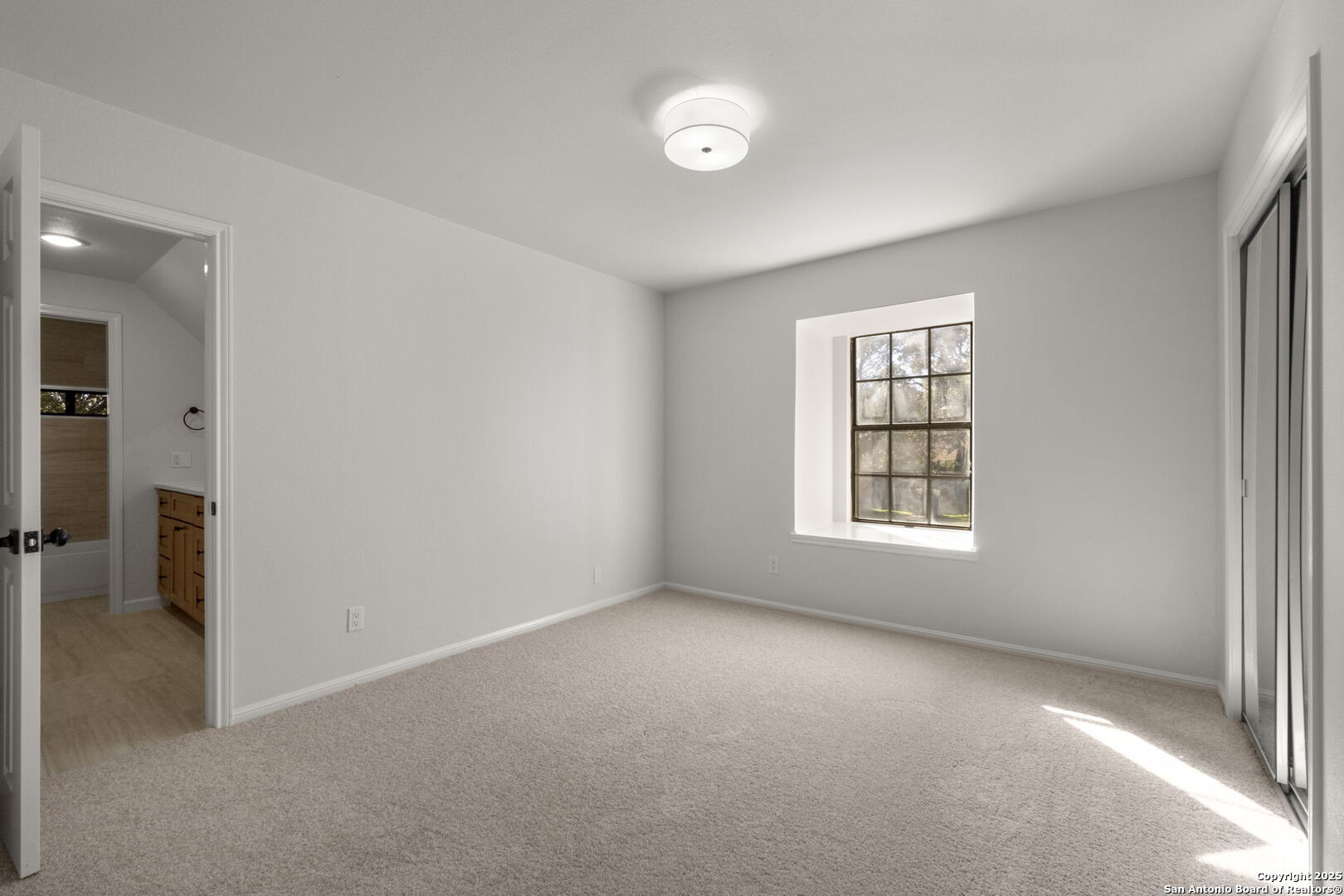 207 Wood Shadow St , San Antonio, TX, 78216-1633 | 1835073 | Realty Texas LLC