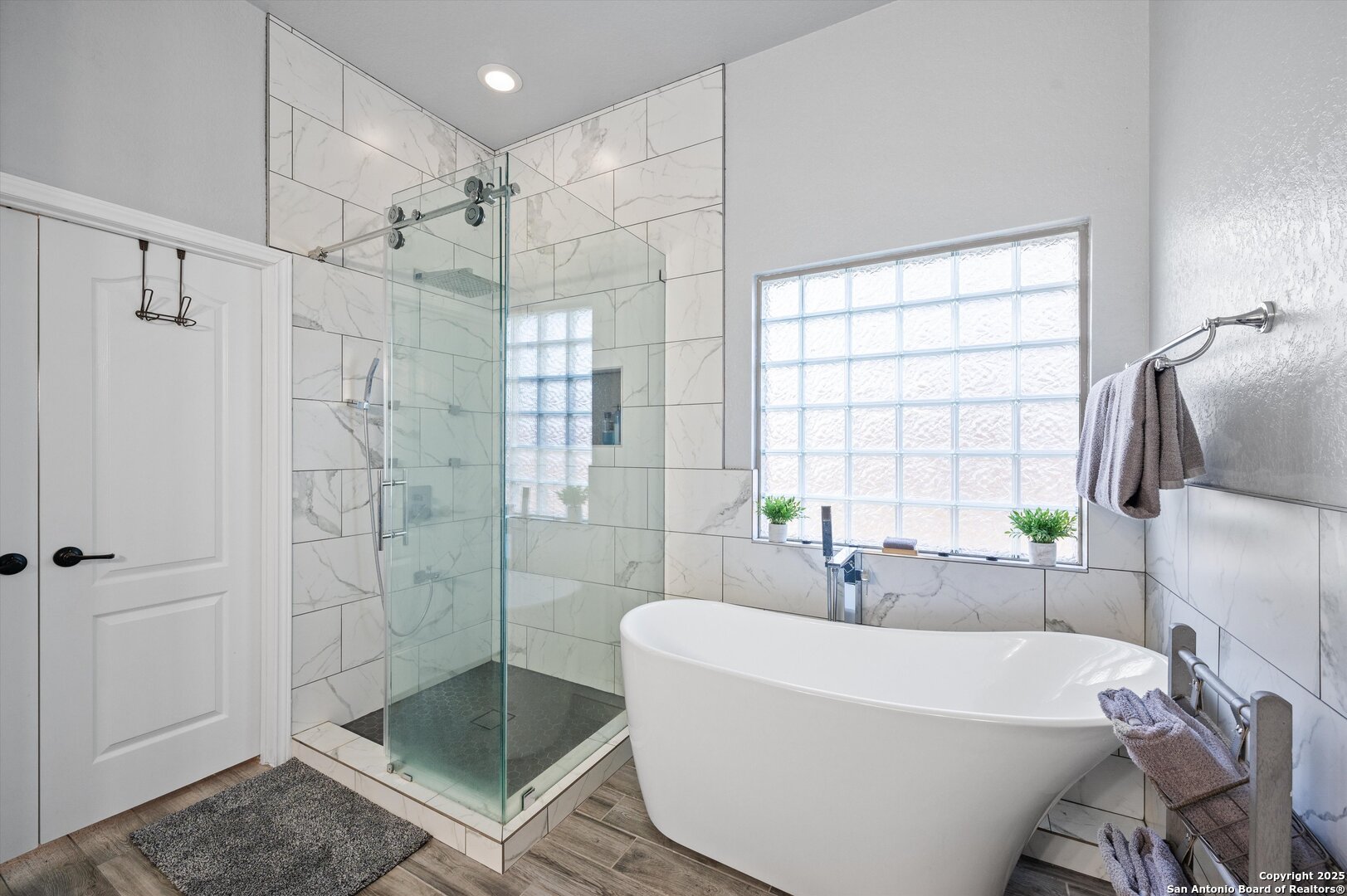 6904 Laura Hts , Schertz, TX, 78154-6234 | 1835426 | Realty Texas LLC