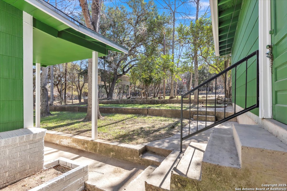 592 Legion Dr , Lakehills, TX, 78063-6923 | 1836346 | Realty Texas LLC
