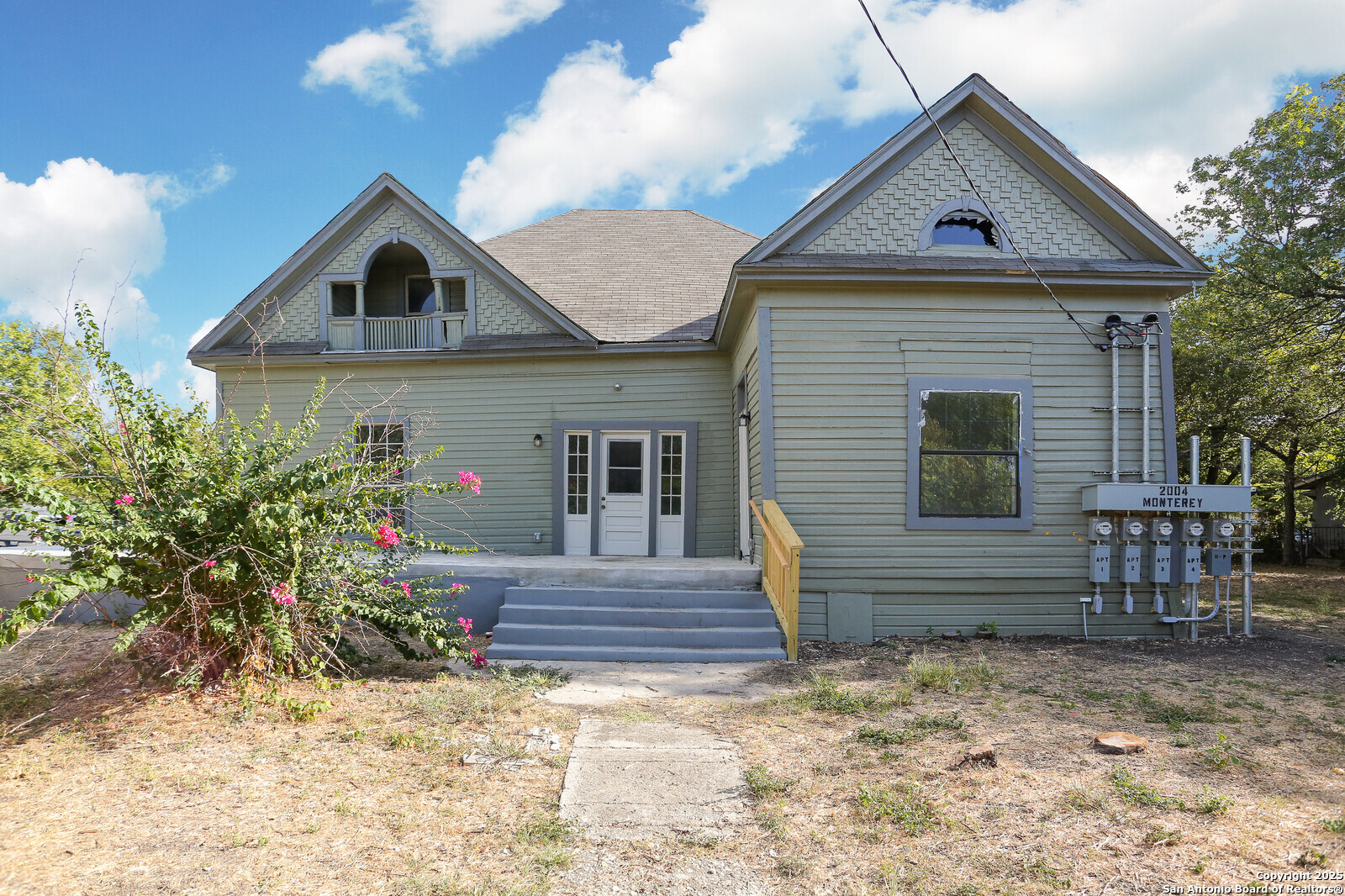 2004 Monterey St , San Antonio, TX, 78207-4262 | 1836174 | Realty Texas LLC