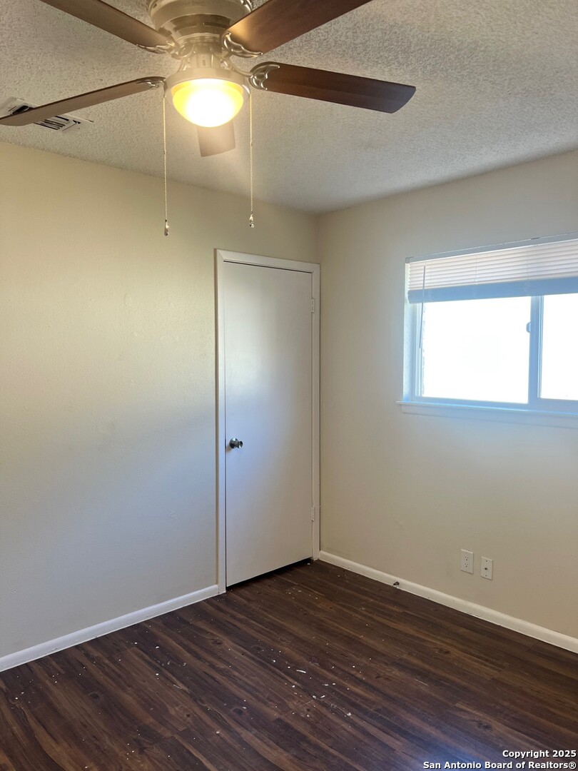 6913 & 6915 Forest Meadow St , San Antonio, TX, 78240-3205 | 1836548 | Realty Texas LLC