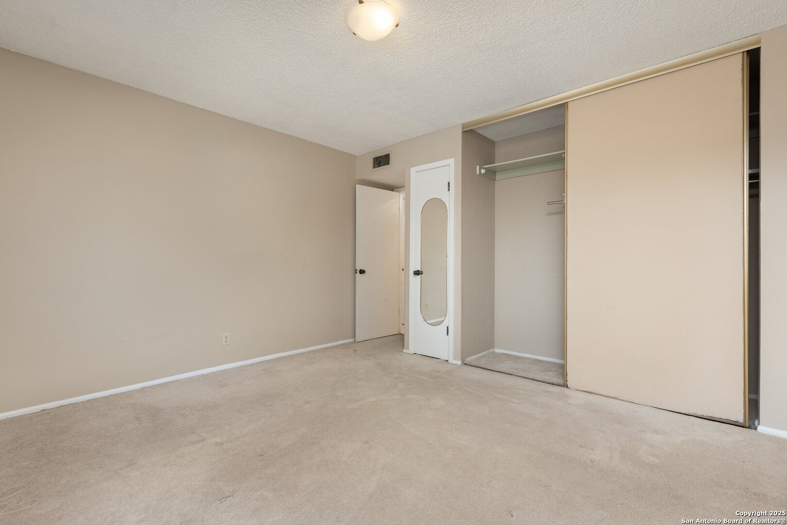 6631 Crown Rdg , San Antonio, TX, 78239-1511 | 1836493 | Realty Texas LLC
