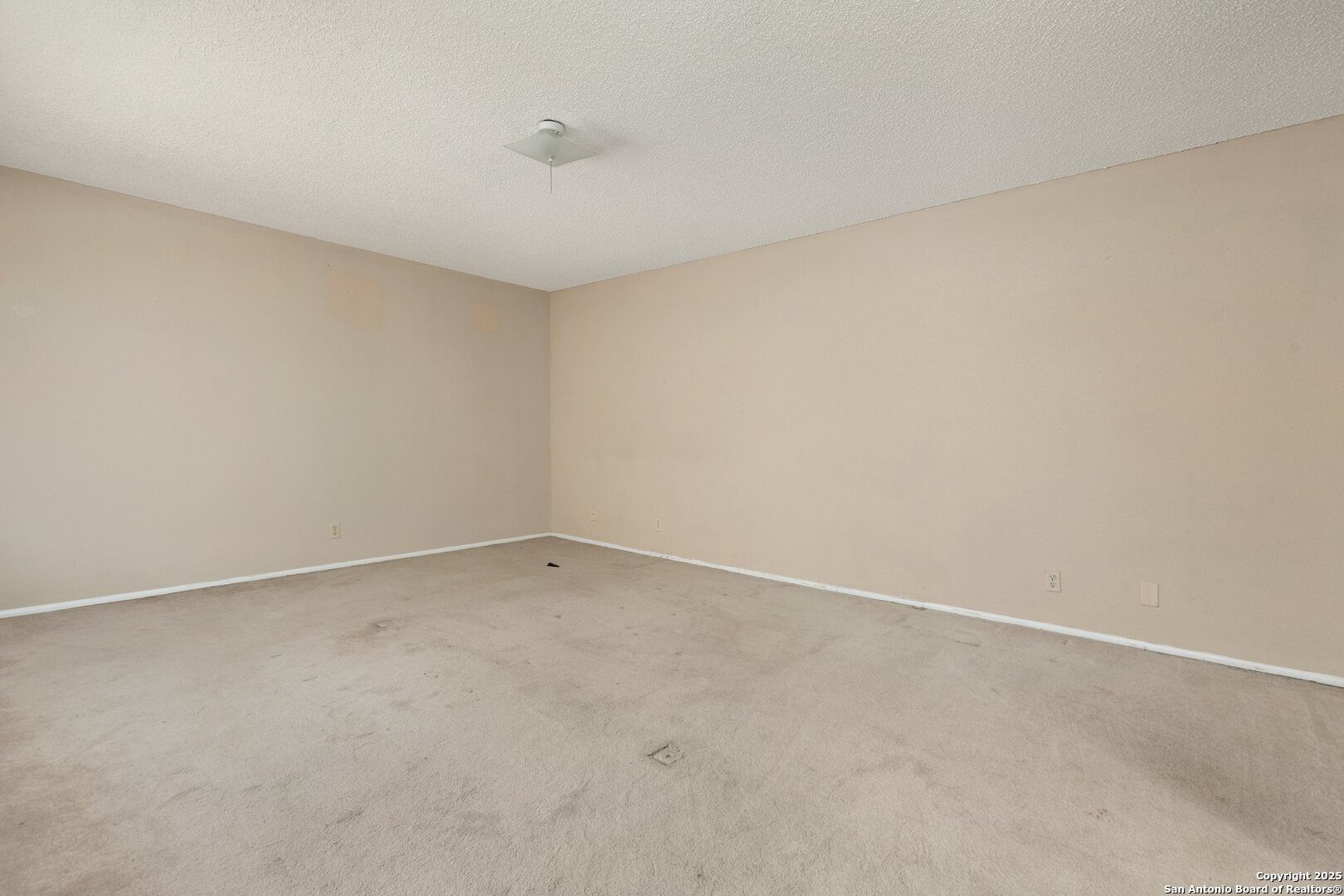 6631 Crown Rdg , San Antonio, TX, 78239-1511 | 1836493 | Realty Texas LLC