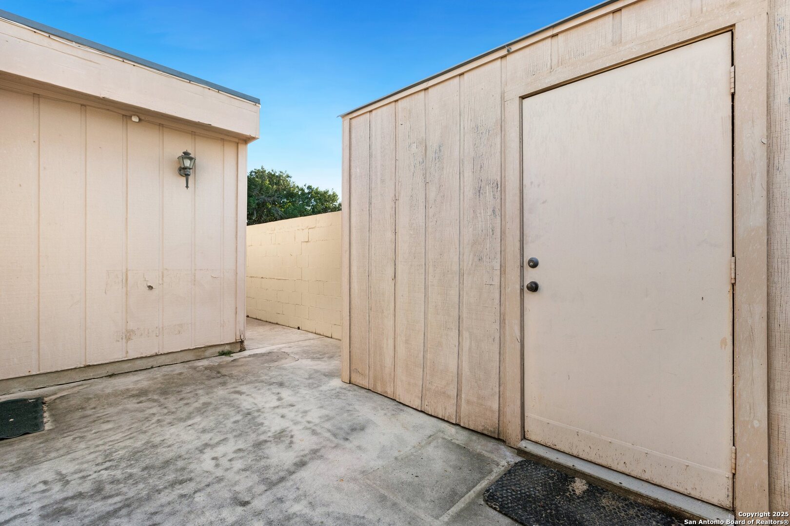 6631 Crown Rdg , San Antonio, TX, 78239-1511 | 1836493 | Realty Texas LLC