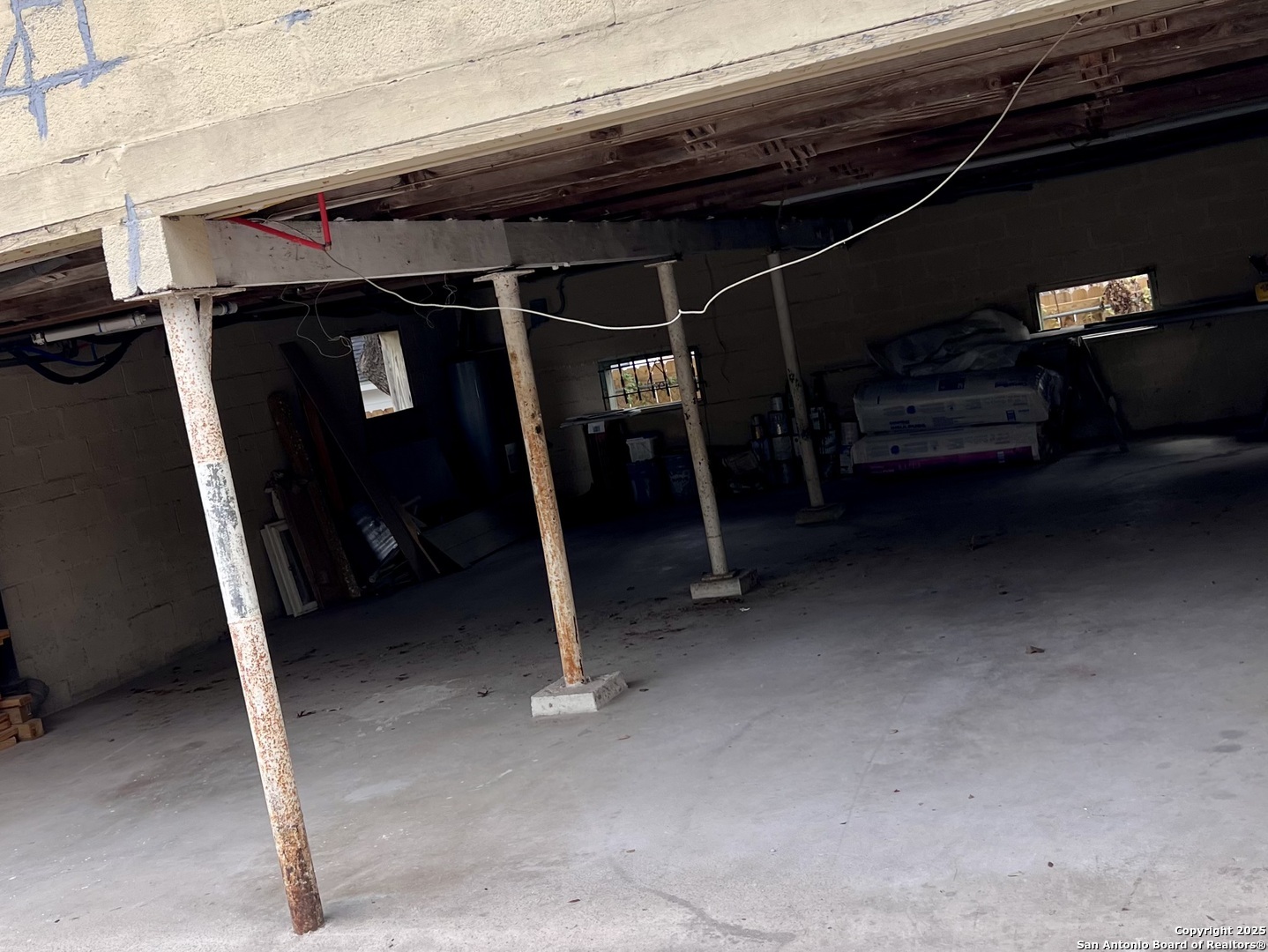 1630 E Highland Blvd B , San Antonio, TX, 78210-3619 | 1836387 | Realty Texas LLC