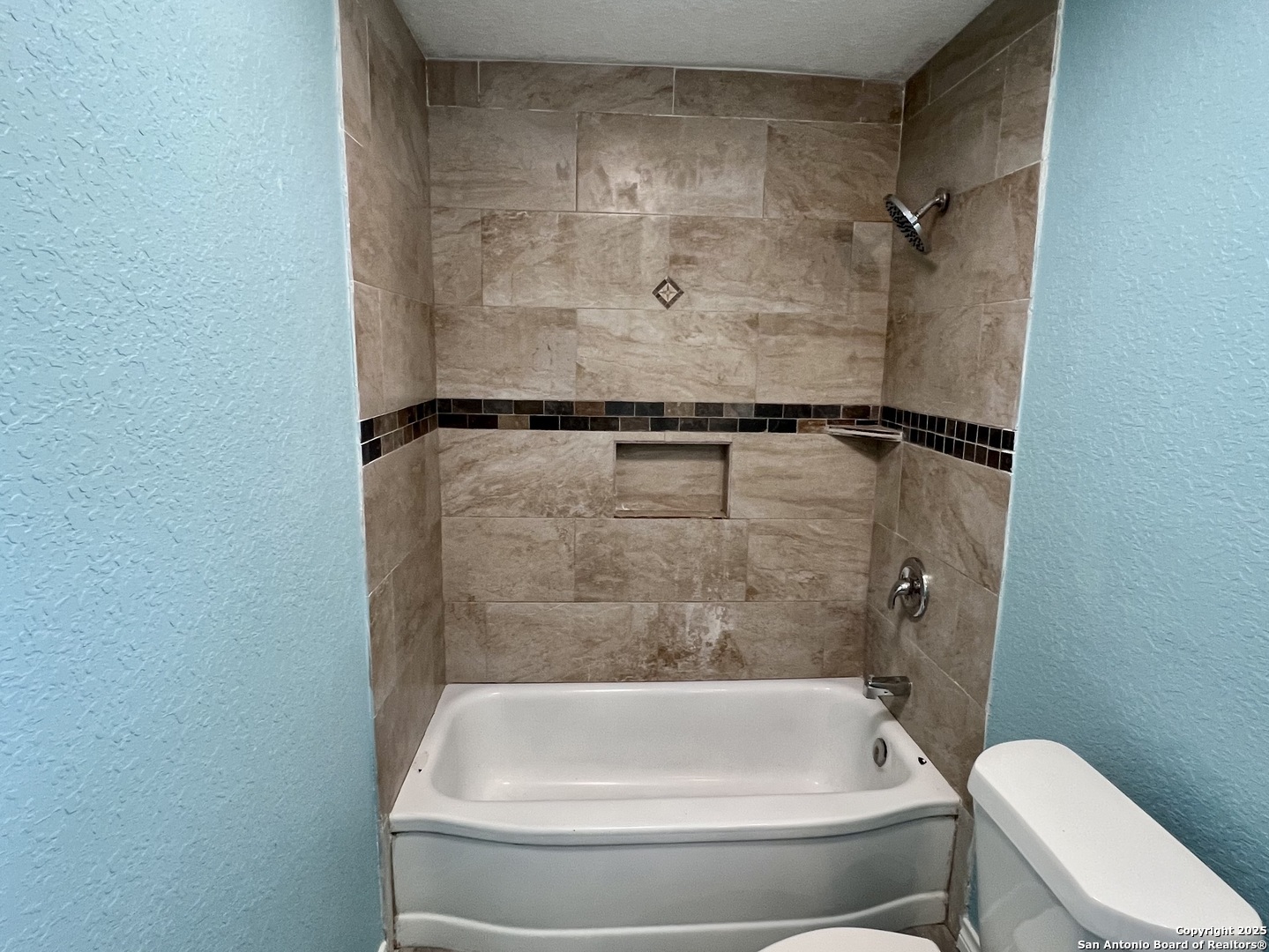 1630 E Highland Blvd B , San Antonio, TX, 78210-3619 | 1836387 | Realty Texas LLC