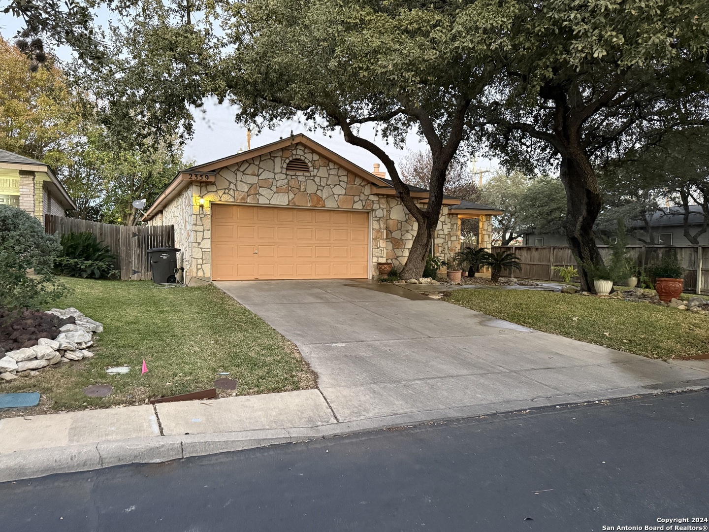 2359 Goat Hollow,San Antonio, TX 78232