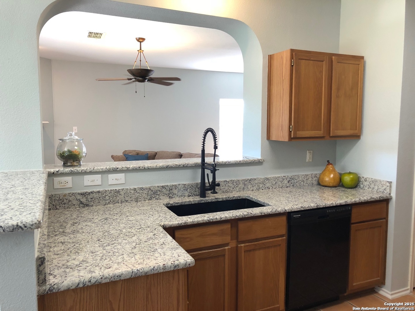 2359 Goat Hollow,San Antonio, TX 78232